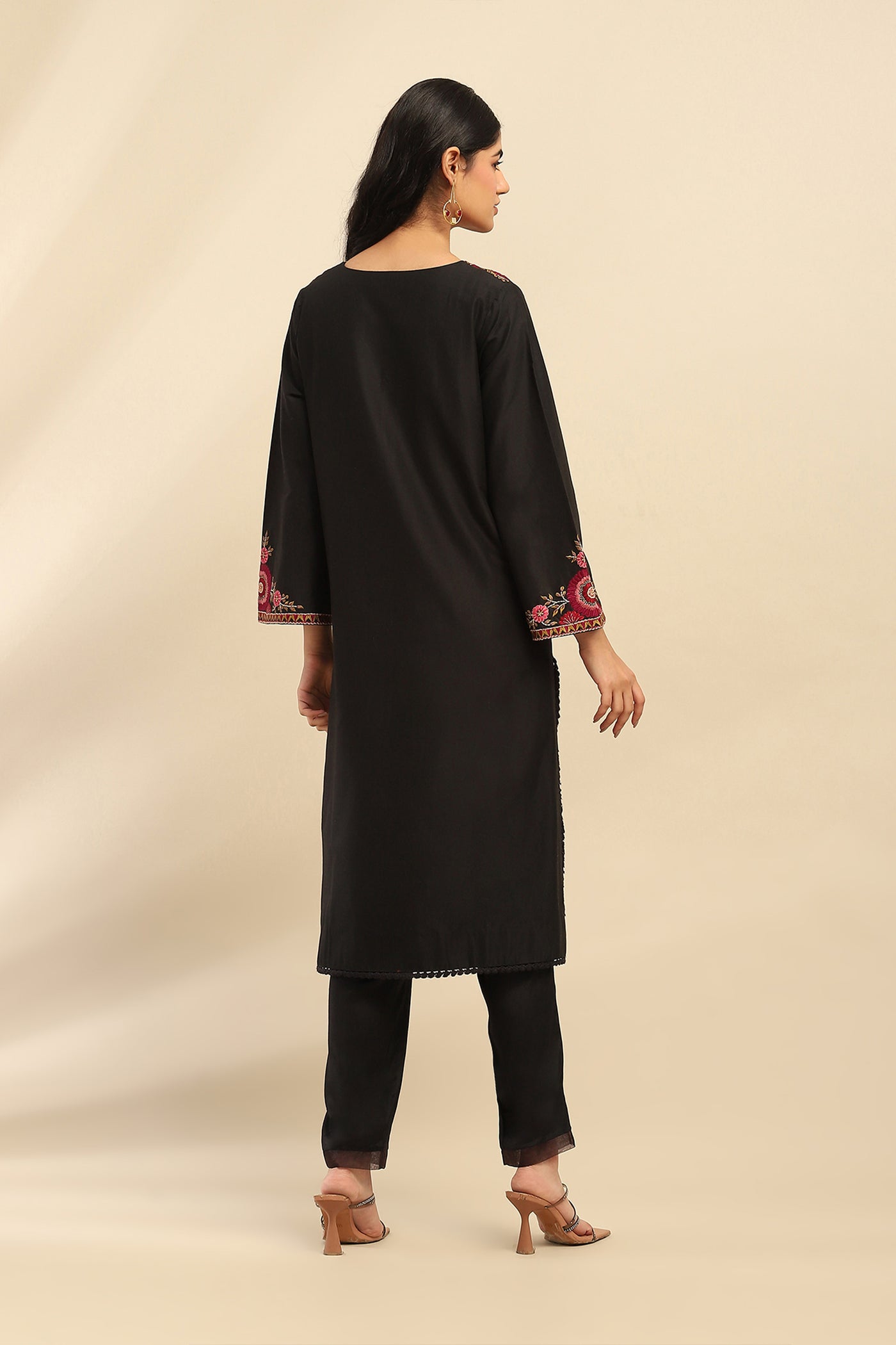 Aarke Ritu Kumar Black Flora Kurta With Pant And Dupatta indian designer wear online shopping melange singapore
