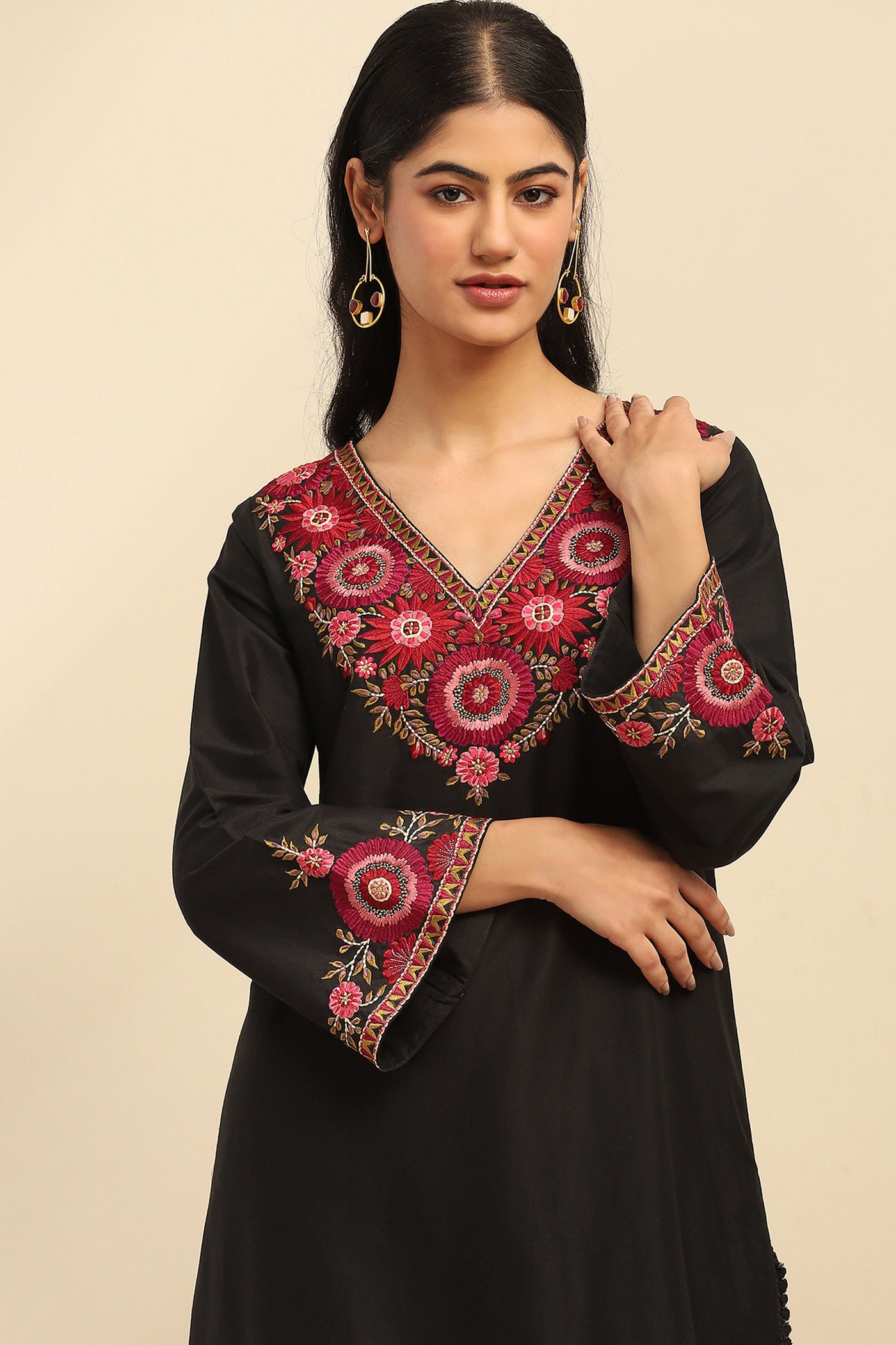 Aarke Ritu Kumar Black Flora Kurta With Pant And Dupatta indian designer wear online shopping melange singapore
