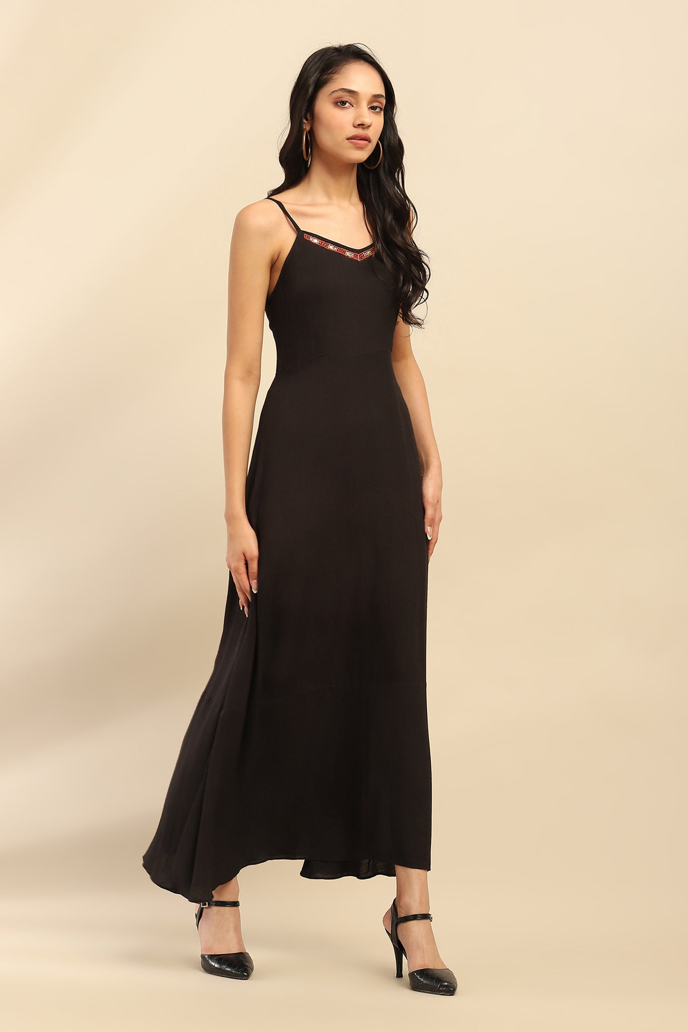 Aarke Ritu Kumar Black Moxy Long Dress with Shrug indian designer wear online shopping melange singapore
