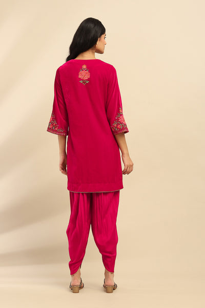 Aarke Ritu Kumar Fuchsia Rania Velvet Kurta With Salwar And Dupatta indian designer wear online shopping melange singapore