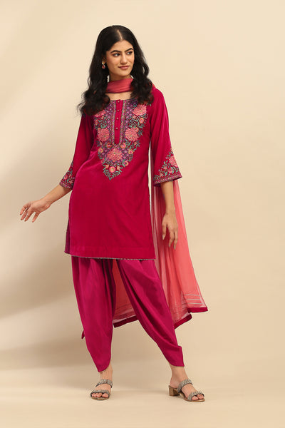 Aarke Ritu Kumar Fuchsia Rania Velvet Kurta With Salwar And Dupatta indian designer wear online shopping melange singapore