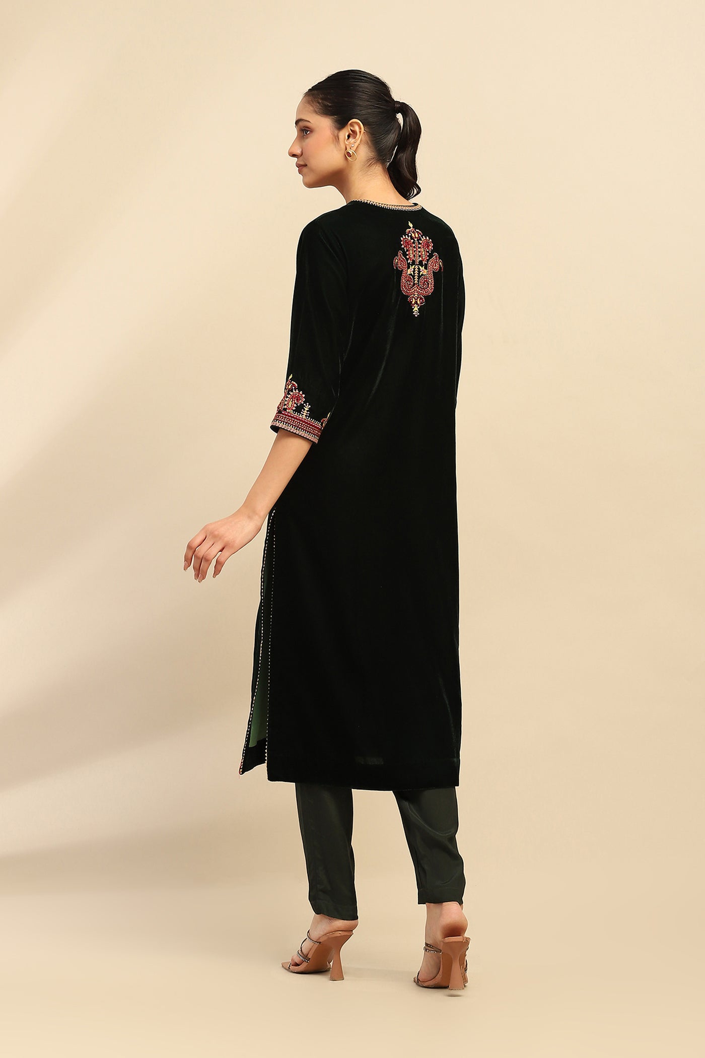 Aarke Ritu Kumar Green Gianna Velvet Kurta With Pant And Dupatta indian designer wear online shopping melange singapore