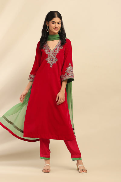 Aarke Ritu Kumar Magenta Roobab Velvet Kurta With Churidar And Dupatta indian designer wear online shopping melange singapore