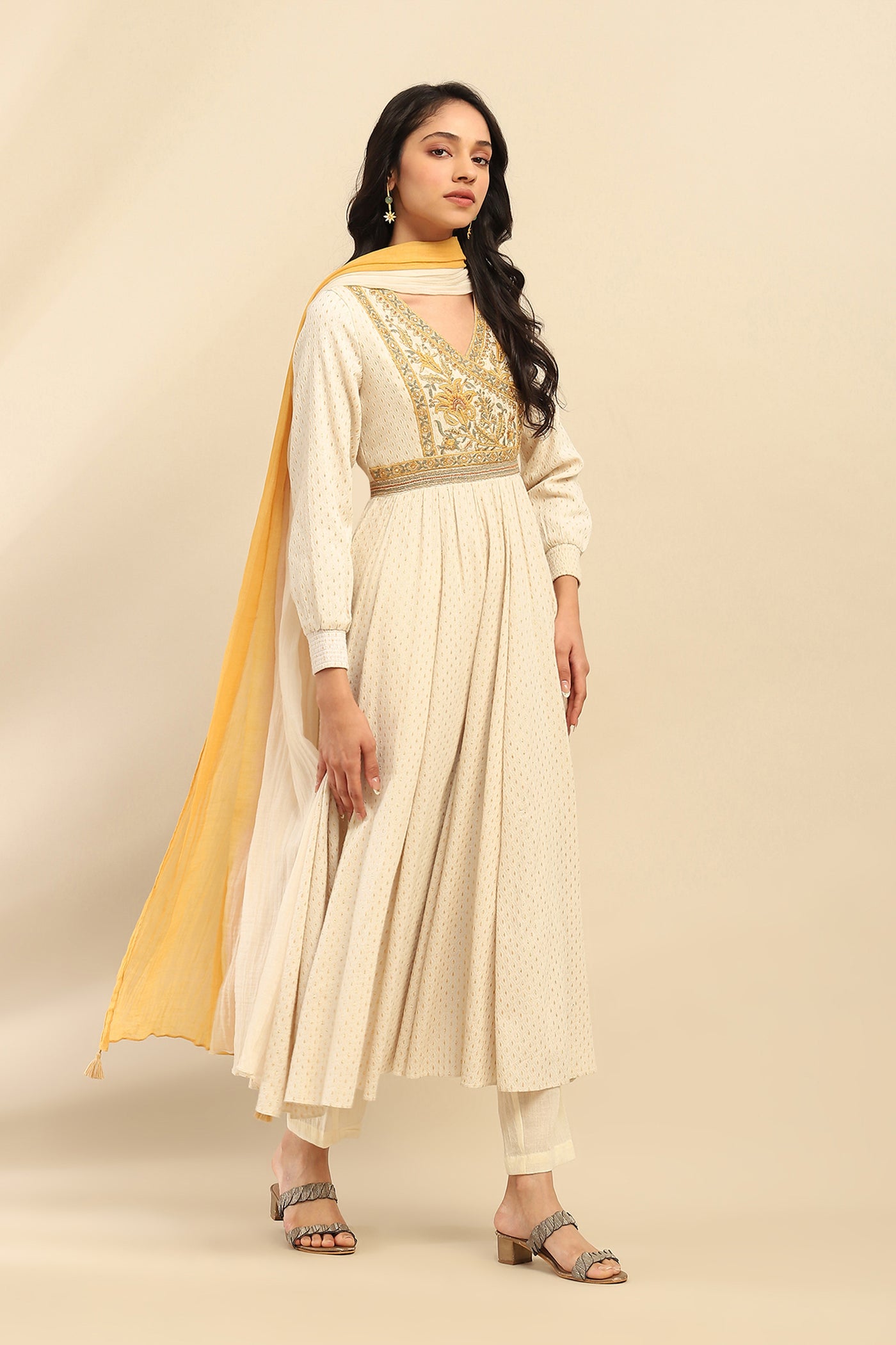 Aarke Ritu Kumar Off White Sadira Anarkali Kurta With Pant And Dupatta indian designer wear online shopping melange singapore