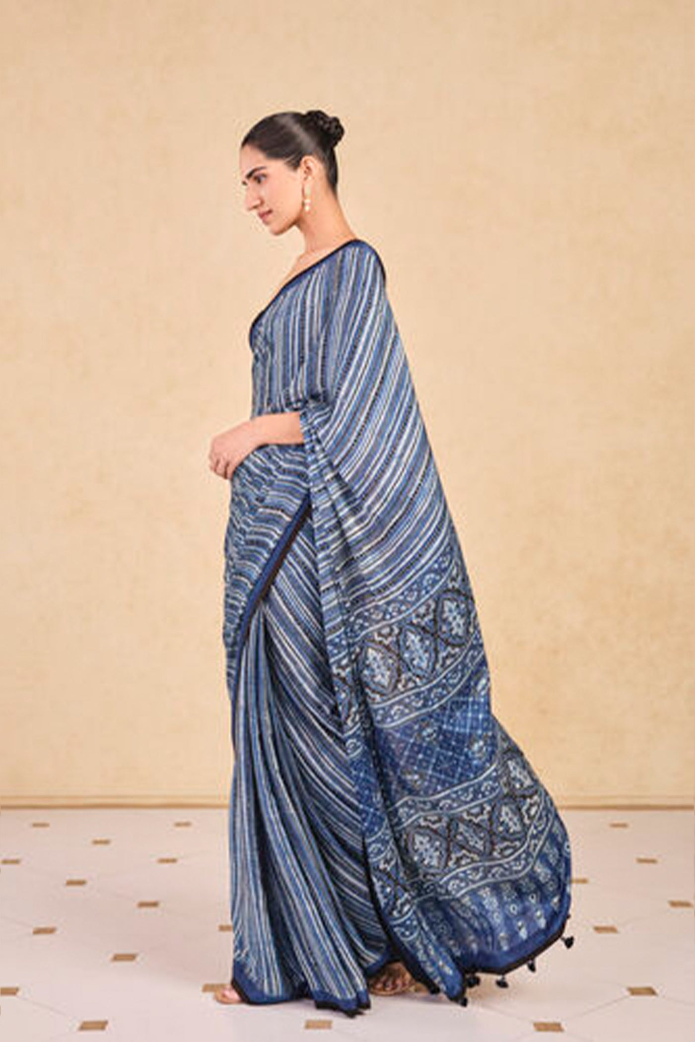 Anita Dongre Grassroot Buriti Printed Saree Blue indian designer wear online shopping melange singapore
