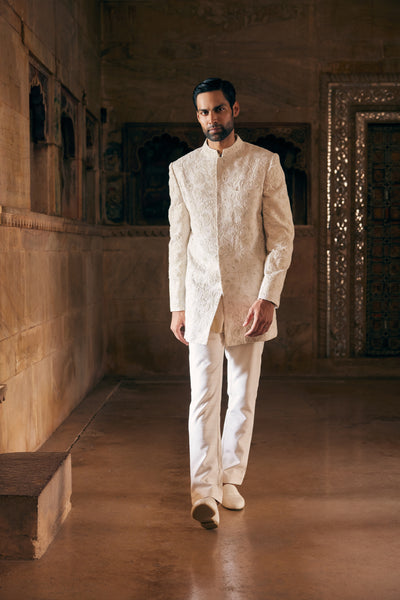 Anita Dongre Menswear Aanav Embroidered Silk Sherwani Off White indian designer wear online shopping melange singapore