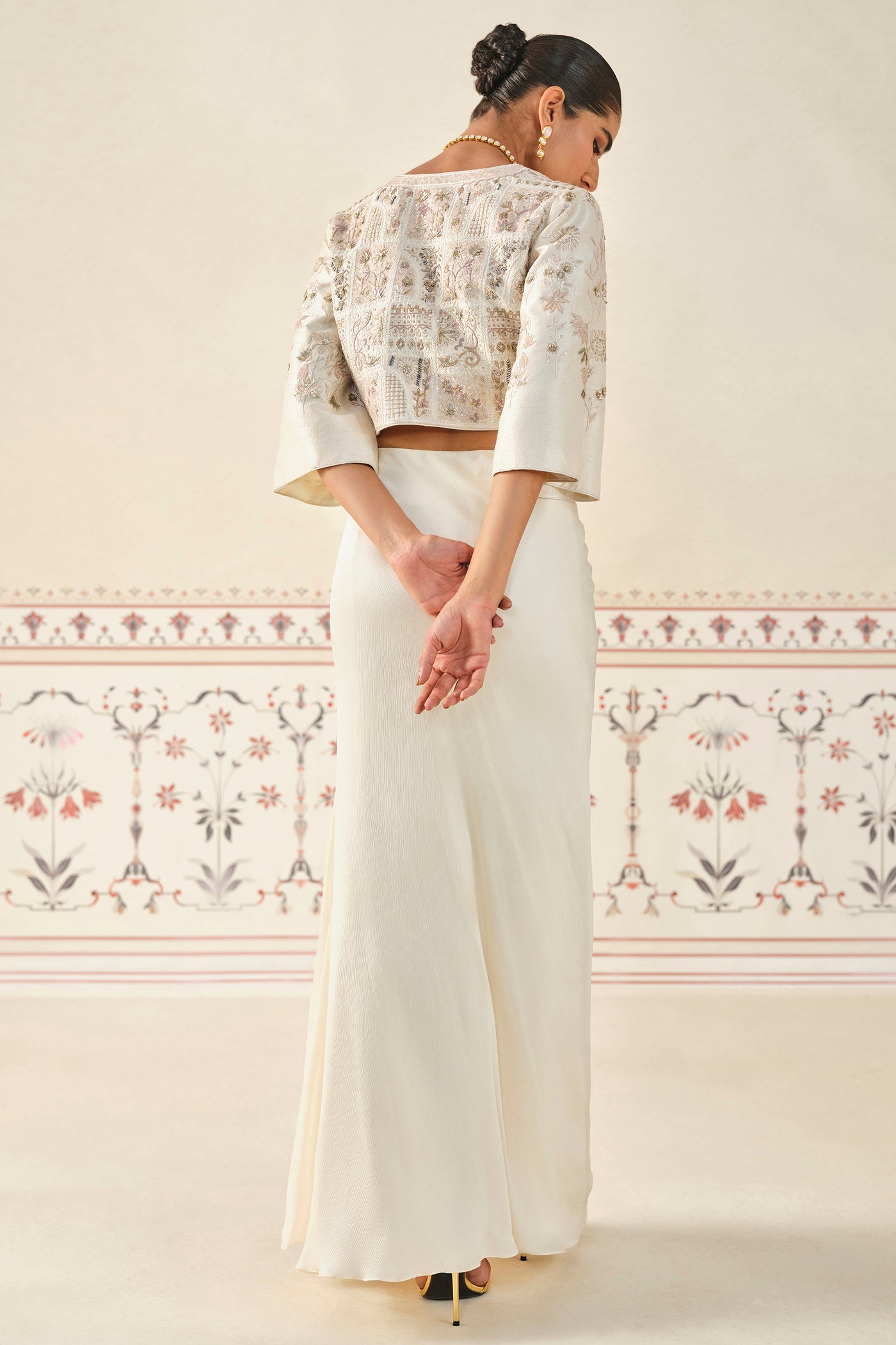 Anita Dongre Mesnata Embroidered Skirt Set indian designer wear online shopping melange singapore