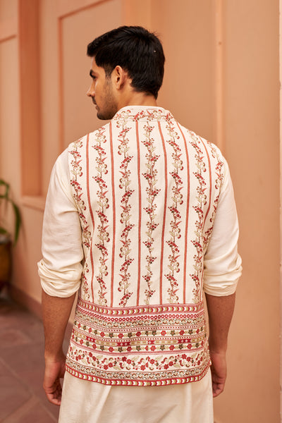 Chhavvi Aggarwal Menswear Ivory Kurta Set With Printed Bundi indian designer wear online shopping melange singapore