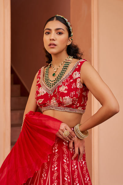 Chhavvi Aggarwal Red Lehenga Setindian designer wear online shopping melange singapore