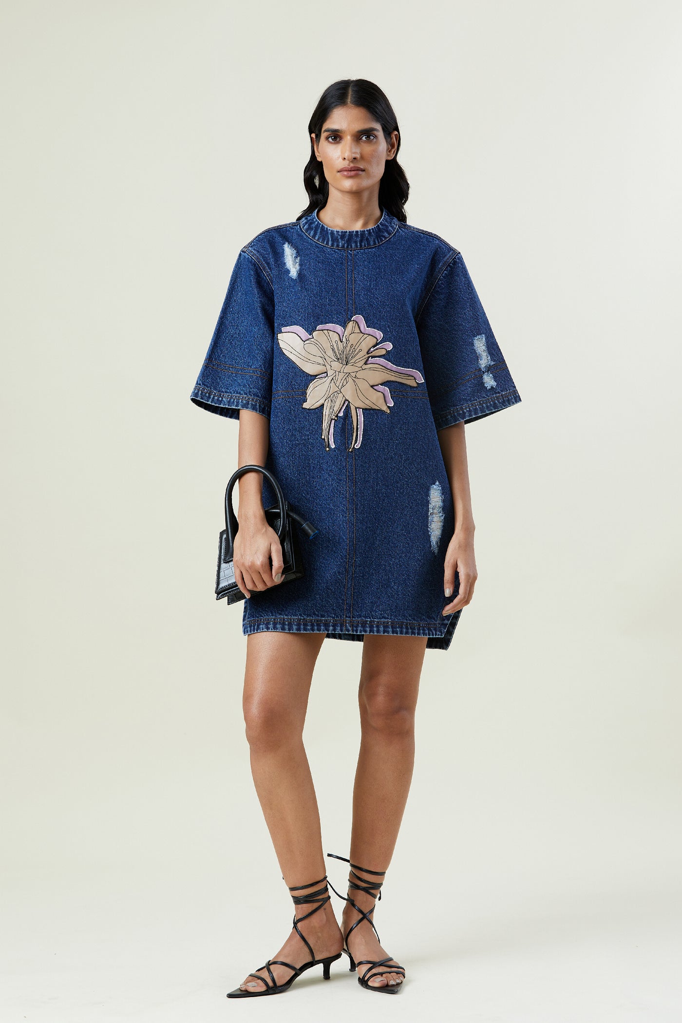 Kanika Goyal Label Ixia Appliquè Denim Dress indian designer wear online shopping melange singapore