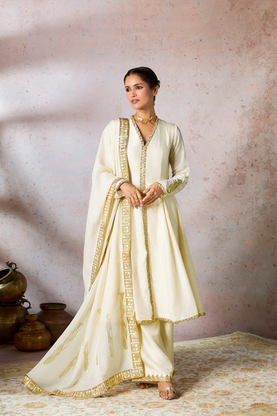 Masaba Ivory Whispering Lily Ckd indian designer wear online shopping melange singapore