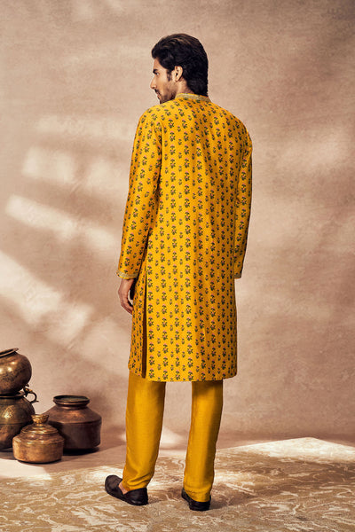 Masaba Menswear Yellow Pixie Dust Kurta indian designer wear online shopping melange singapore