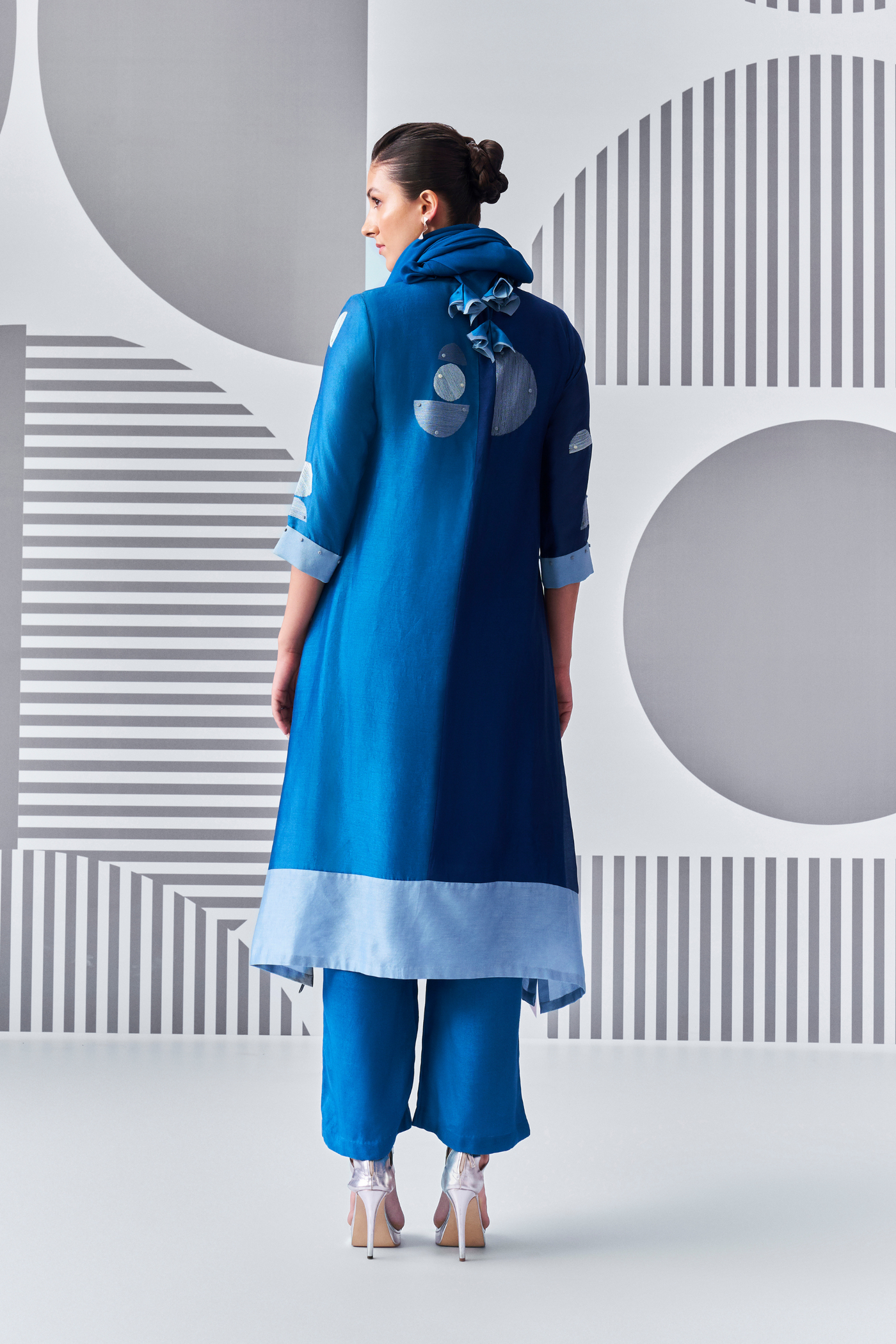 Bauhaus Color Blocked Kurta Blue Nachiket Barve Indian Designer Wear Online Shopping Melange Singapore