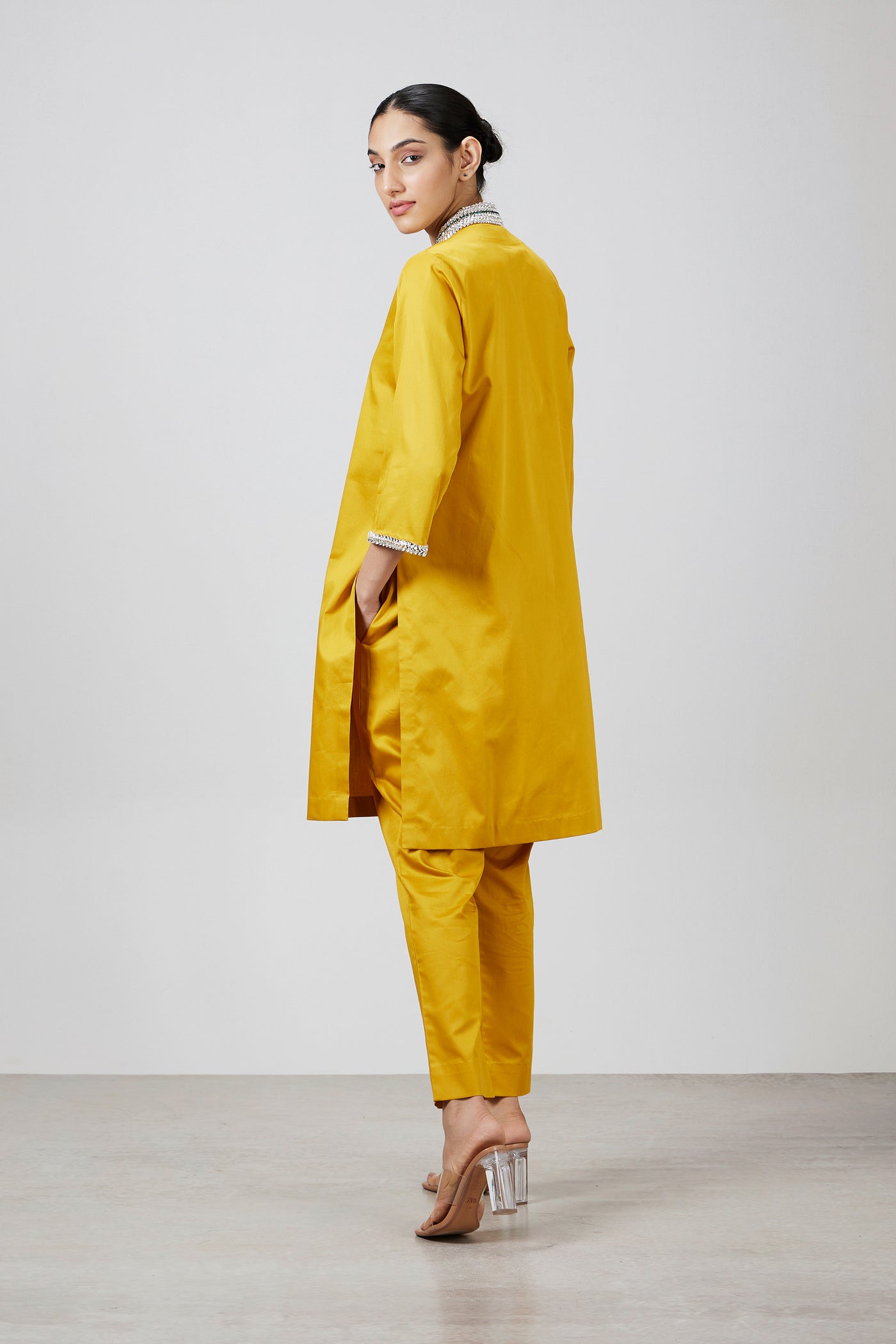 Pallavi Swadi Étoile Soleil Kurta Set Mustard indian designer wear online shopping melange singapore