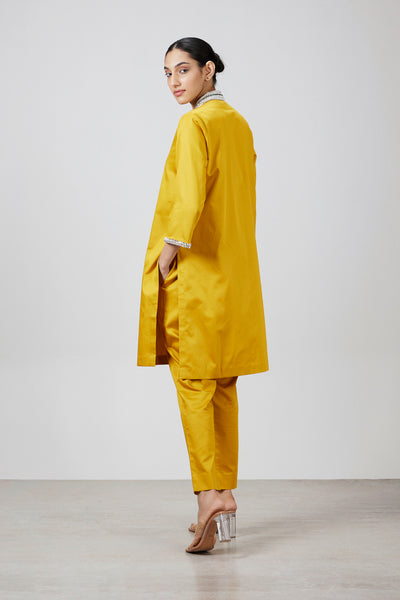 Pallavi Swadi Étoile Soleil Kurta Set Mustard indian designer wear online shopping melange singapore