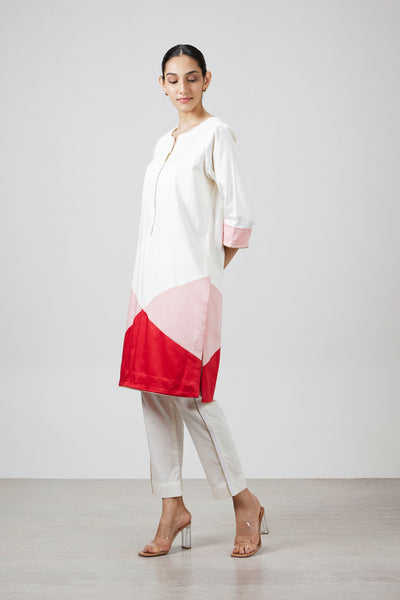 Pallavi Swadi Peach Red Triangle Kurta Set indian designer wear online shopping melange singapore