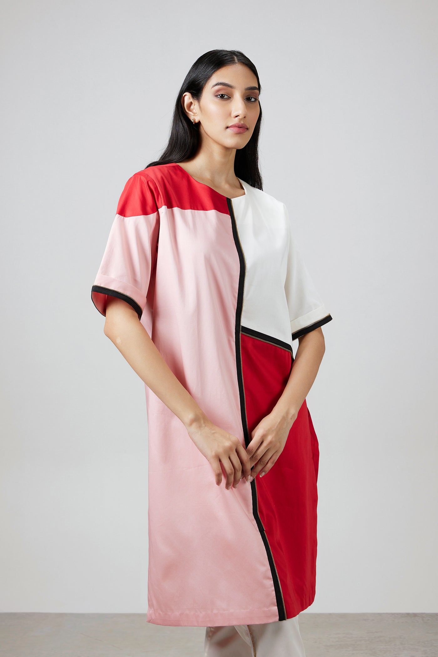 Pallavi Swadi Salmon Red Block Kurta Set indian designer wear online shopping melange singapore