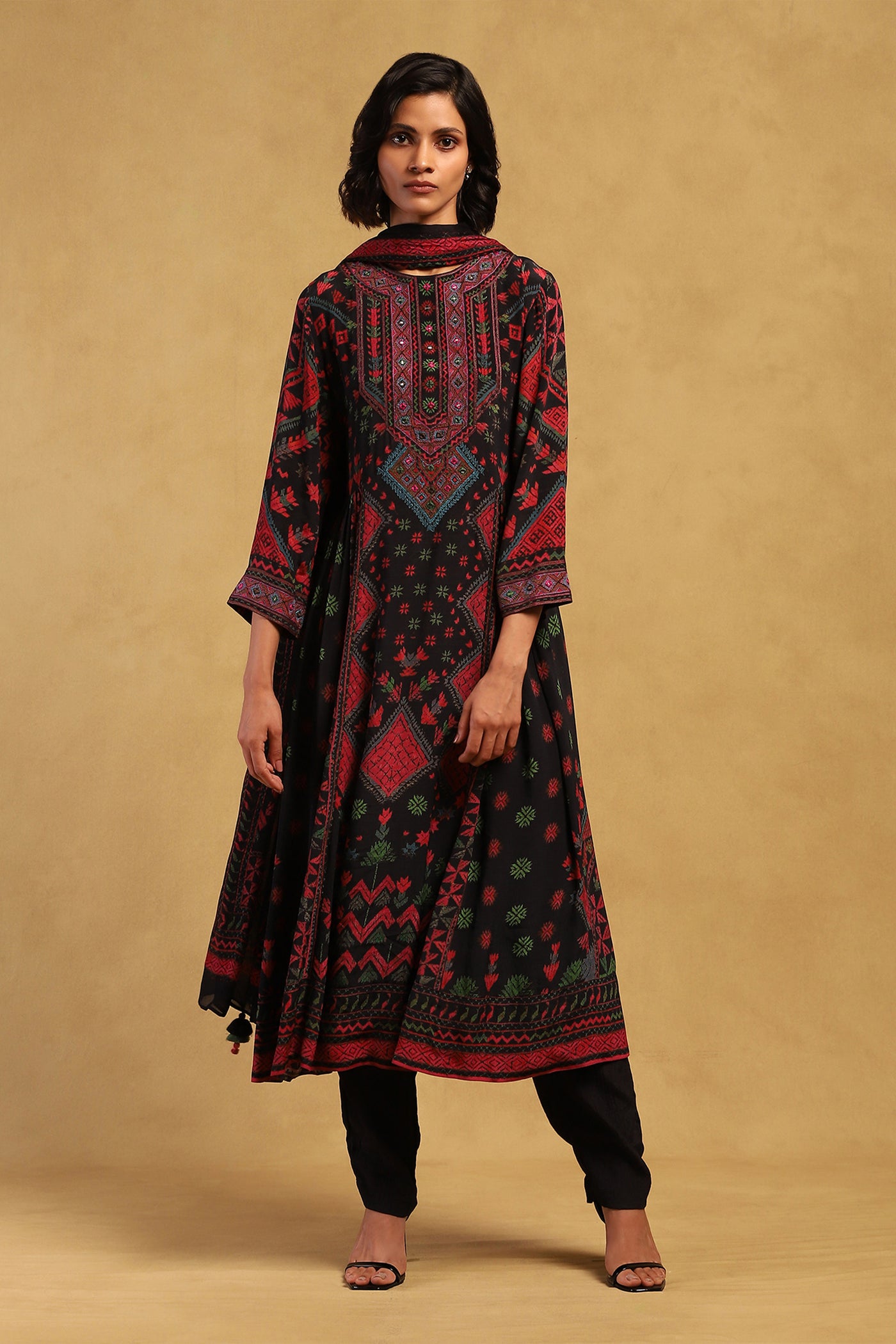 Ritu Kumar Black Zinat Kurta With Pant And Dupatta indian designer wear online shopping melange singapore