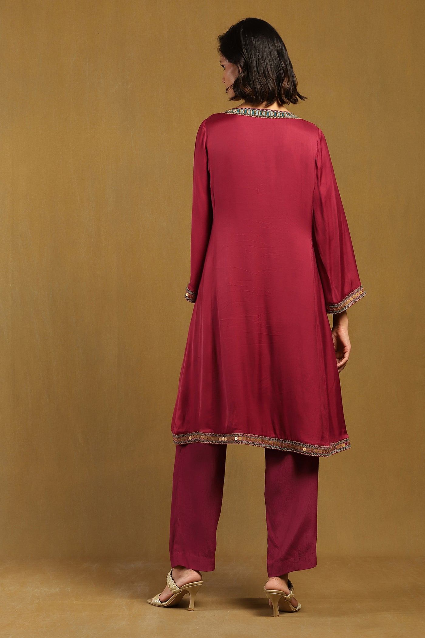 Ritu Kumar Red Yale Kurta With Pant And Dupatta indian designer wear online shopping melange singapore