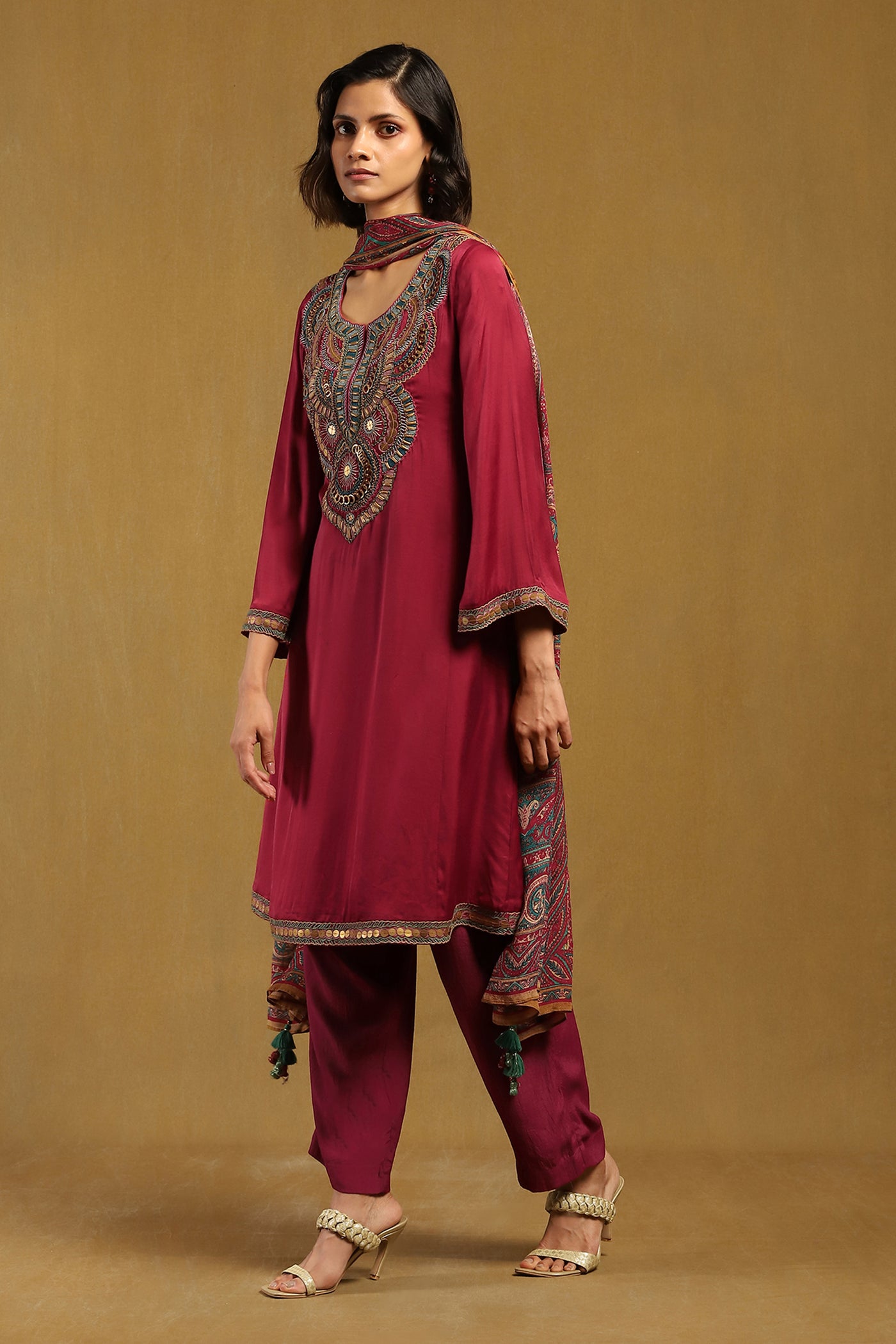 Ritu Kumar Red Yale Kurta With Pant And Dupatta indian designer wear online shopping melange singapore