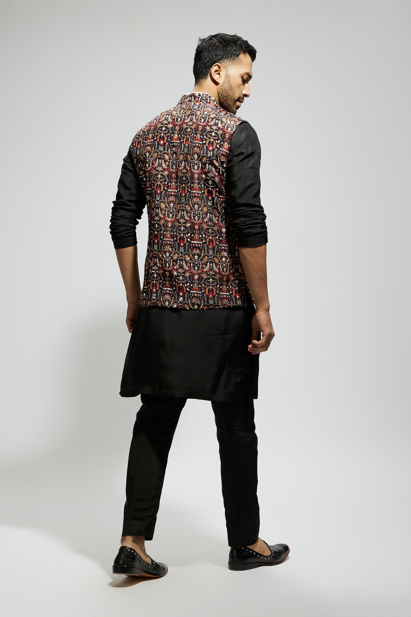 SVA Black Leaf Jaal Embellished Bundi With Black Kurta And Pants indian designer wear online shopping melange singapore