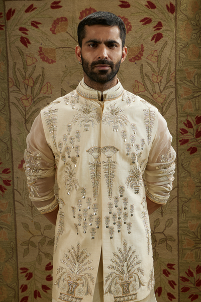 SVA Menswear Magnolia Embellished Bundi Online Shopping Melange Singapore Indian Designer Wear