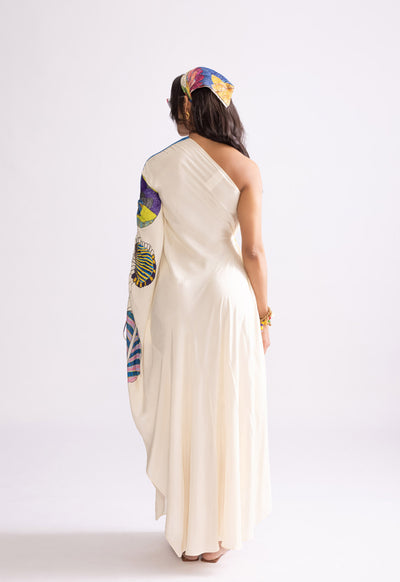 Saaksha & Kinni Alana Kaftan indian designer wear online shopping melange singapore