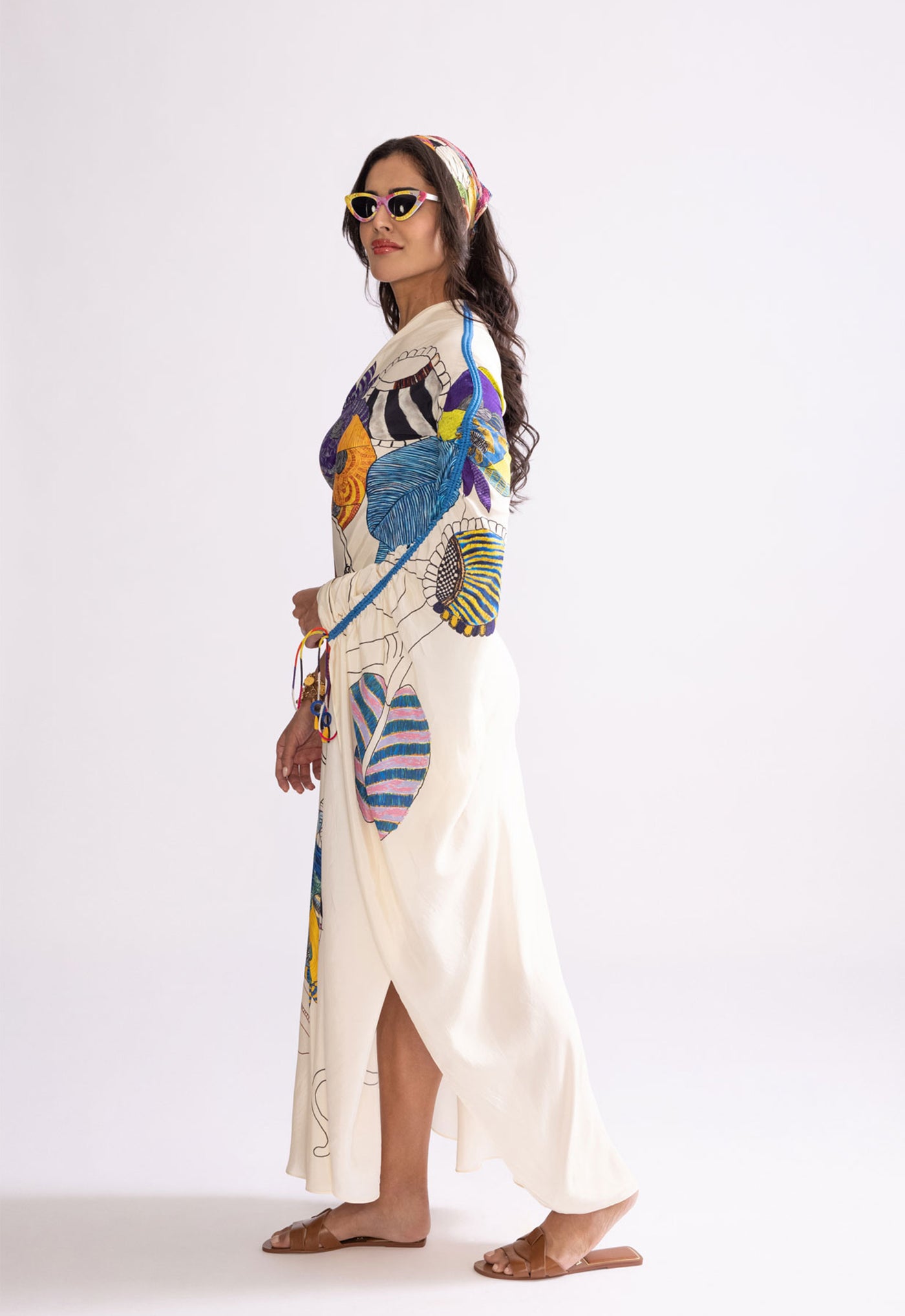 Saaksha & Kinni Alana Kaftan indian designer wear online shopping melange singapore