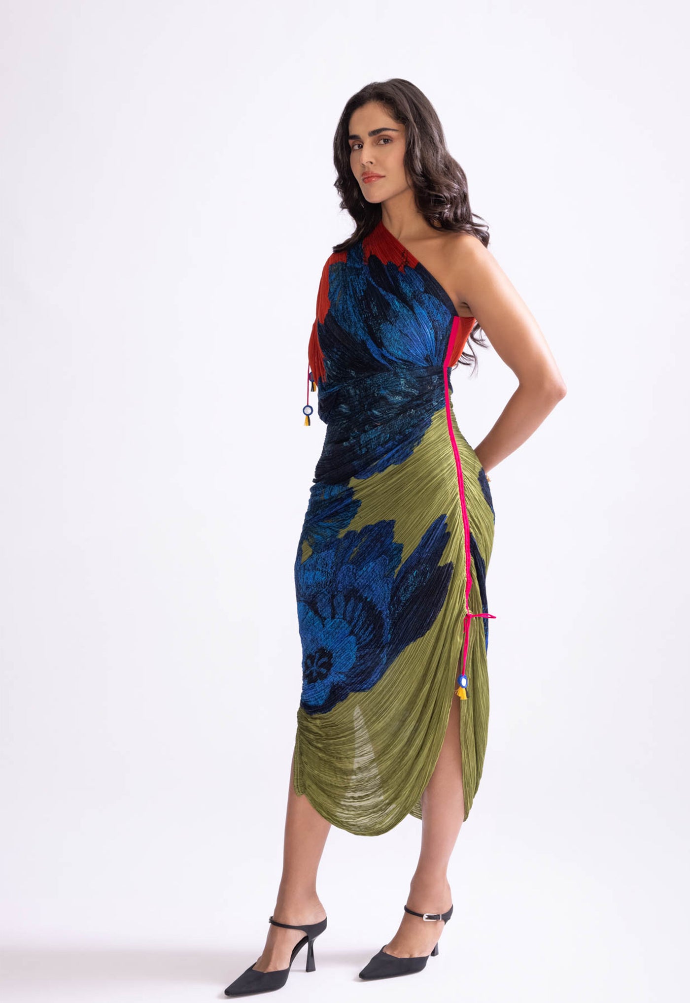 Saaksha & Kinni Mira Dress indian designer wear online shopping melange singapore
