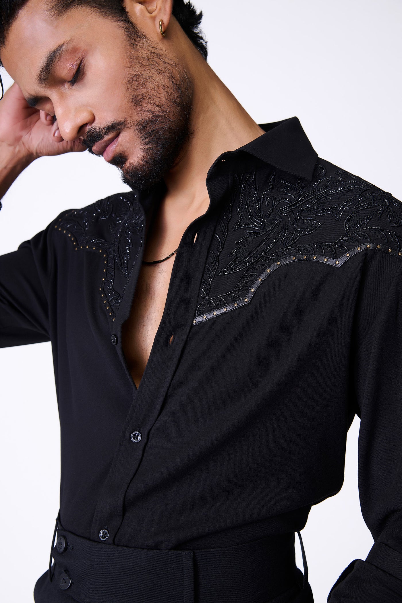 Shantanu & Nikhil Menswear Black Shirt With Embroidered Detailing indian designer wear online shopping melange singapore