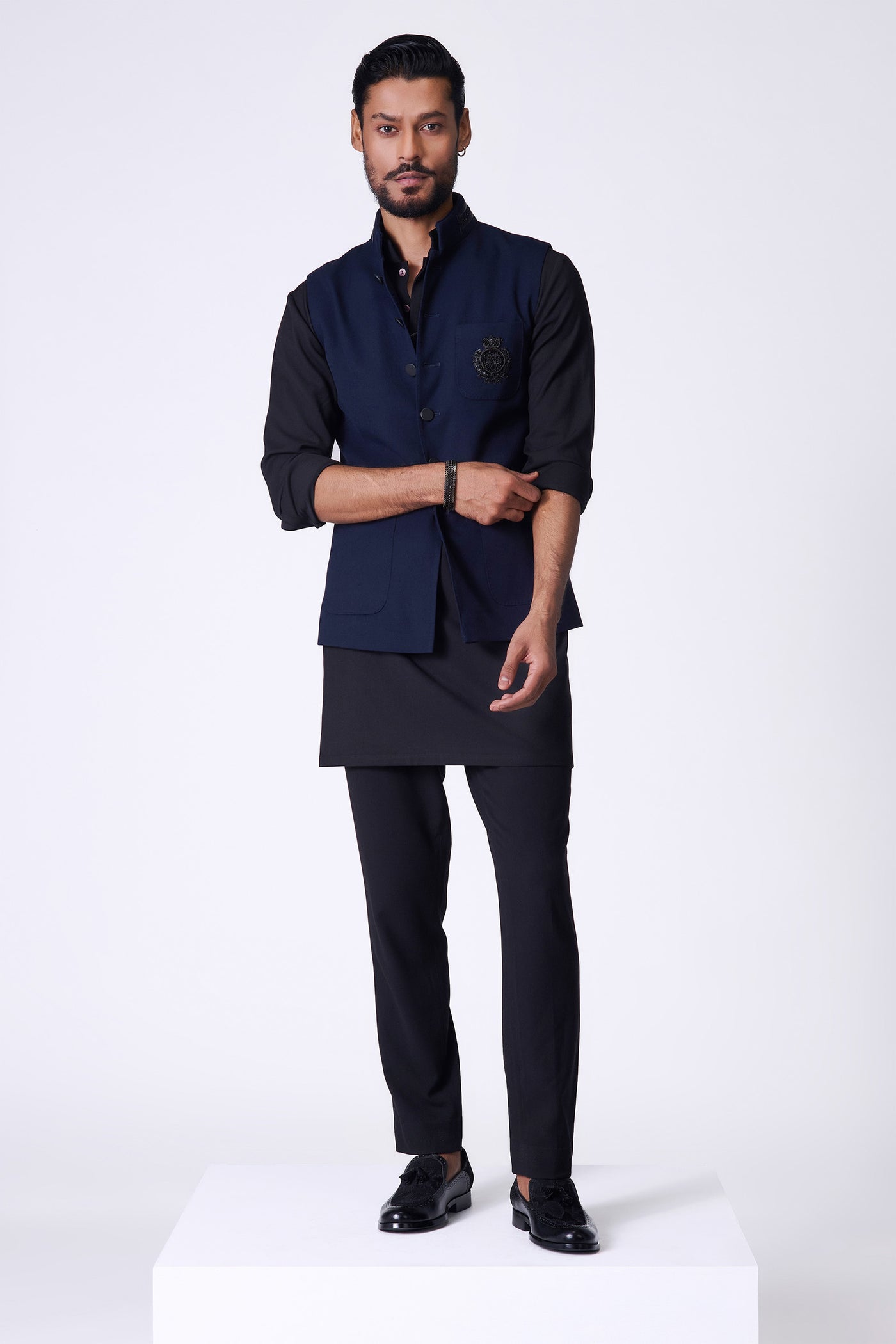 Shantanu & Nikhil Menswear Navy Crested Waistcoat indian designer wear online shopping melange singapore