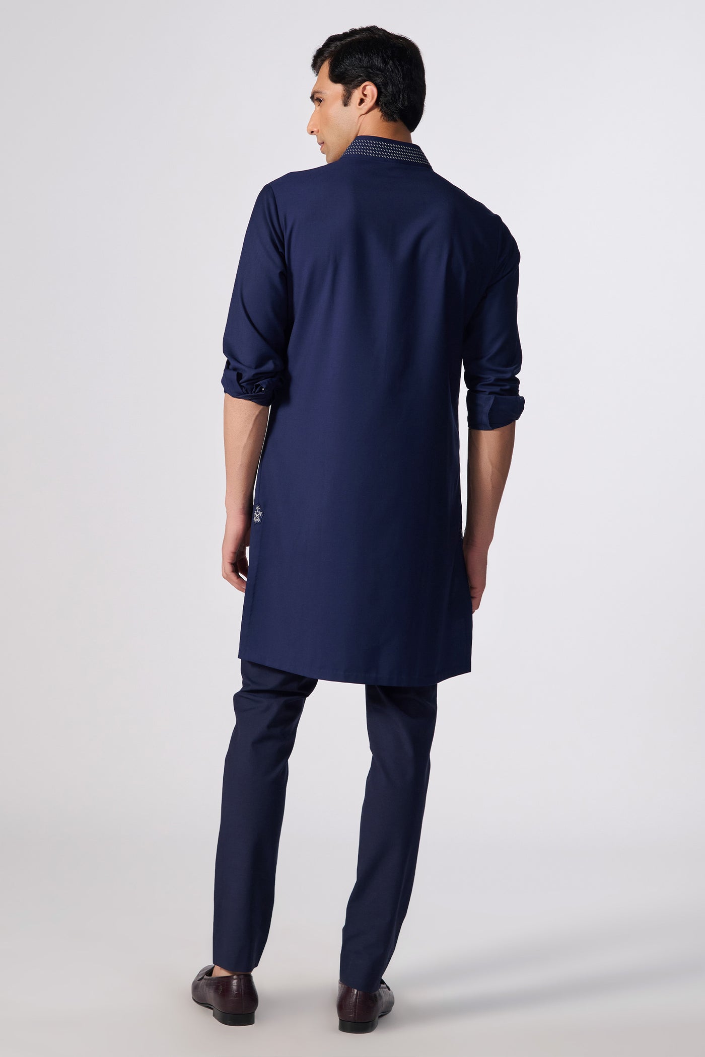 Shantanu & Nikhil Menswear Navy Slim Fit Kurta with Embroidered Kurta indian designer wear online shopping melange singapore