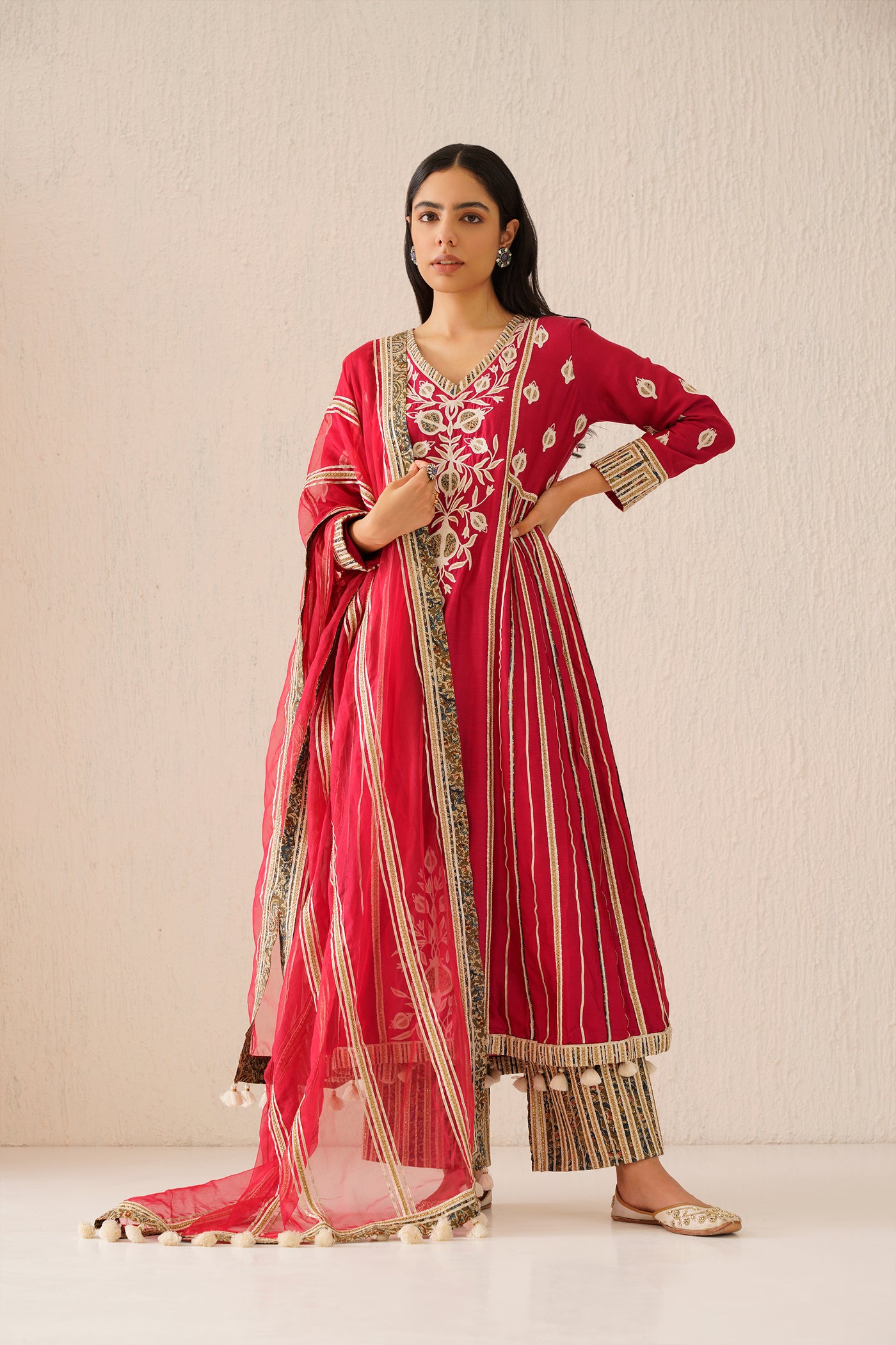 Simar Dugal Anaar Long Kurta With Side Pleats And Pants Reddish Pink indian designer wear online shopping melange singapore