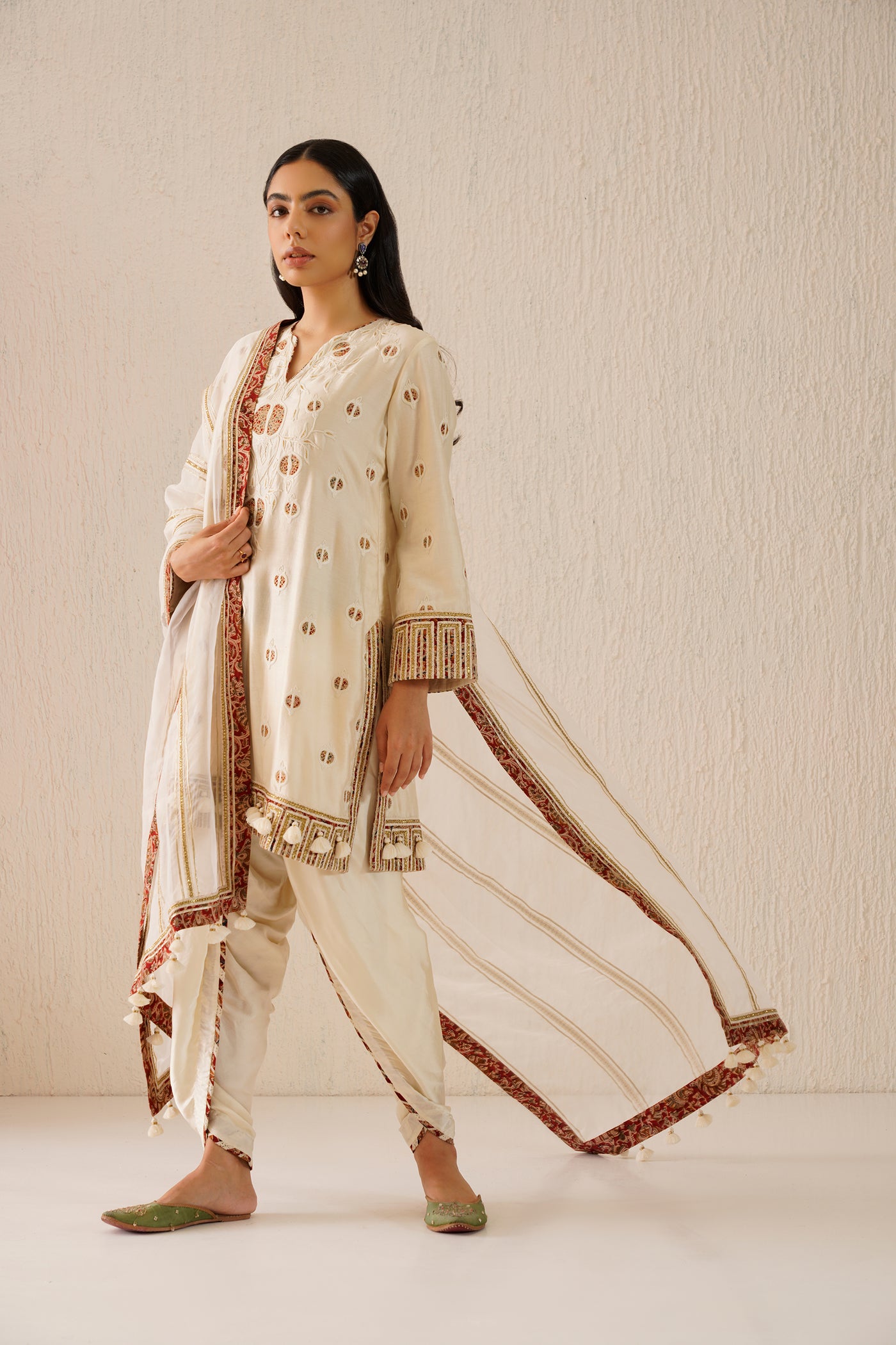 Simar Dugal Anaar Short Kurta with Dhoti Pants Ivory indian designer wear online shopping melange singapore