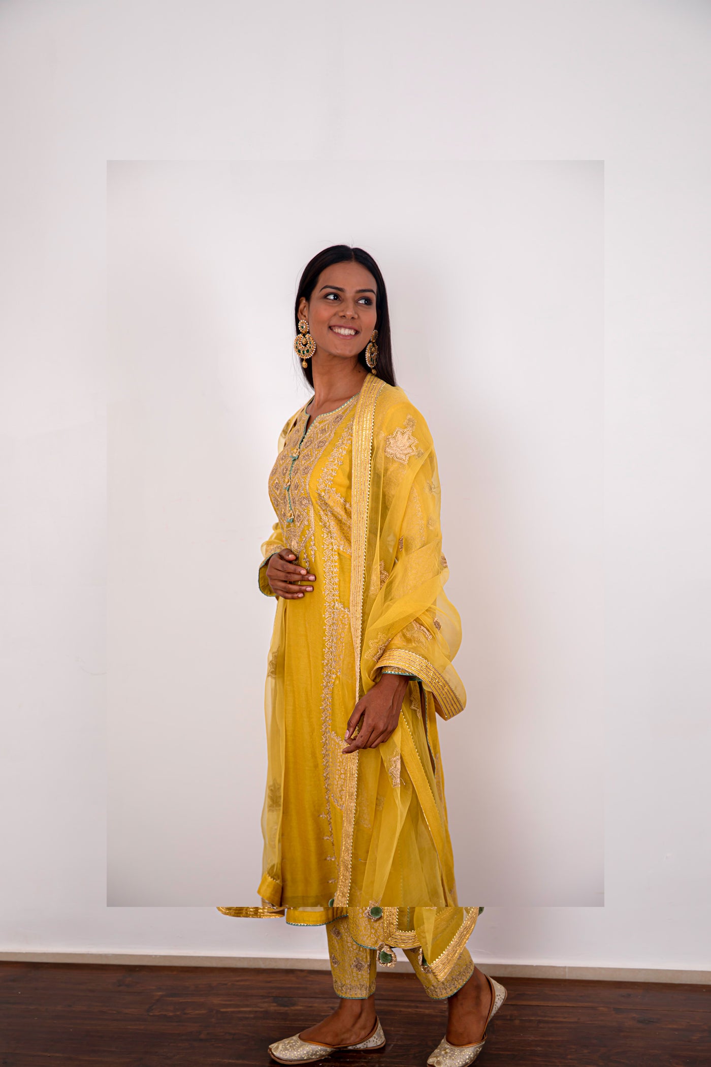 Simar Dugal Mahira Long Kurta Yellow indian designer wear online shopping melange singapore