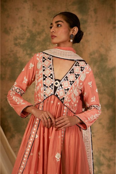 Simar Dugal Meher V-neck Kurta With Pants indian designer wear online shopping melange singapore