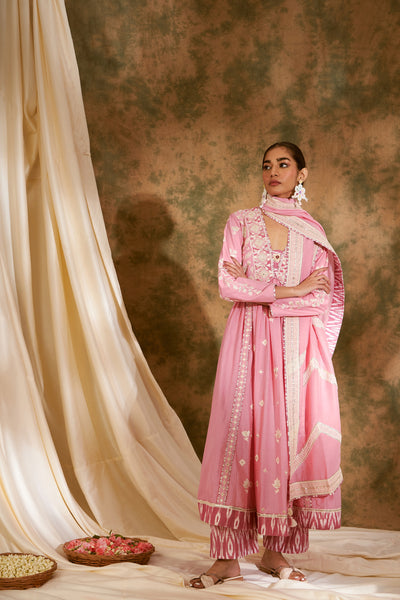 Simar Dugal Meher V-Neck Kurta with Pants Salmon Pink indian designer wear online shopping melange singapore