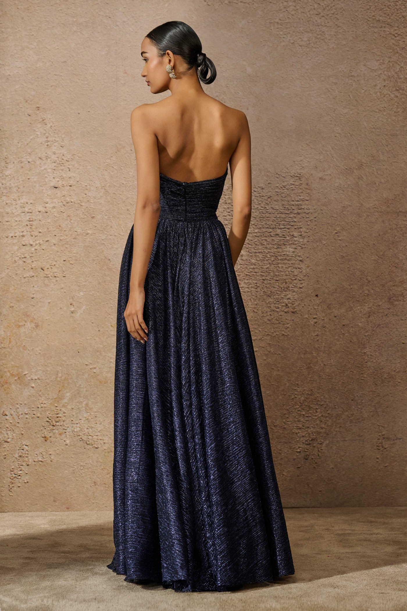 Tarun Tahiliani Classic Crinkle Gown indian designer wear online shopping melange singapore
