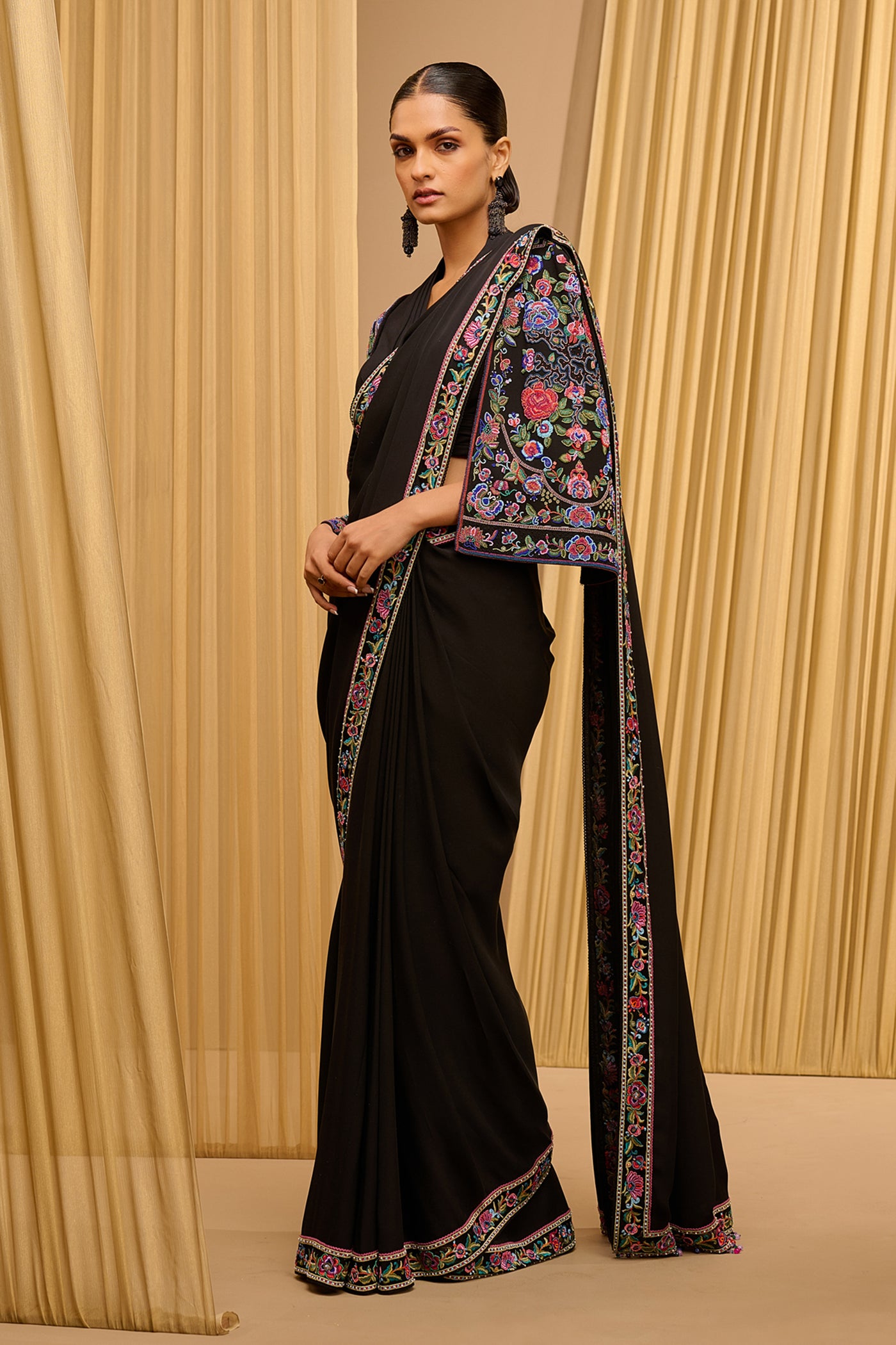 Tarun Tahiliani Classic Saree With Embroidered Cape Blouse Black Multi indian designer wear online shopping melange singapore