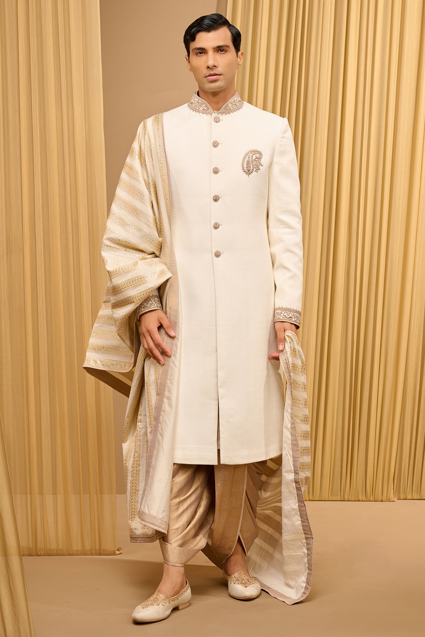 Tarun Tahiliani Menswear Classic Sherwani Set indian designer wear online shopping melange singapore
