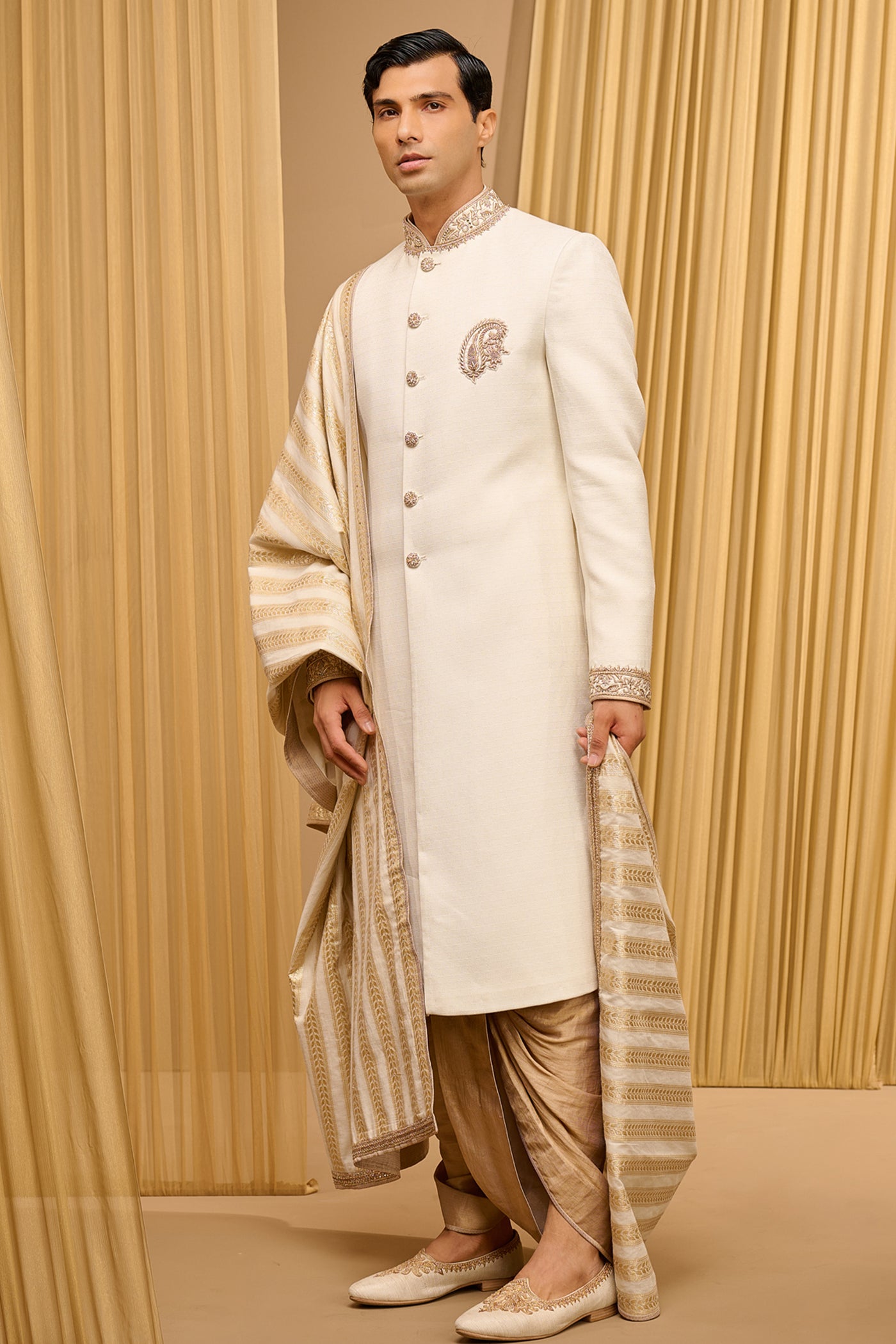 Tarun Tahiliani Menswear Classic Sherwani Set indian designer wear online shopping melange singapore
