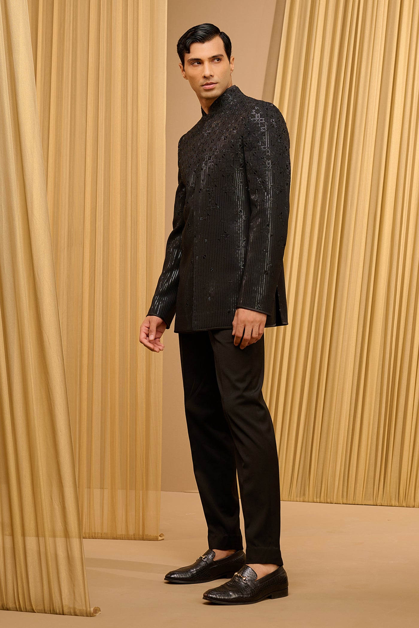 Tarun Tahiliani Menswear Cocktail Bandhgala Set indian designer wear online shopping melange singapore
