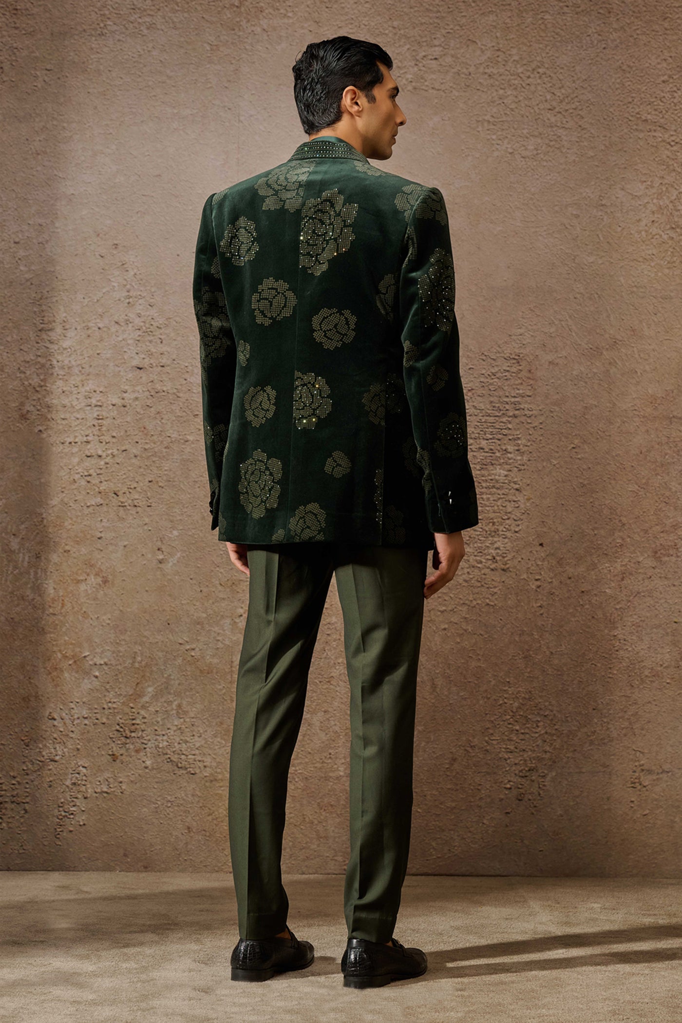 Tarun Tahiliani Menswear Indowestern Bandgala Set Emerald indian designer wear online shopping melange singapore