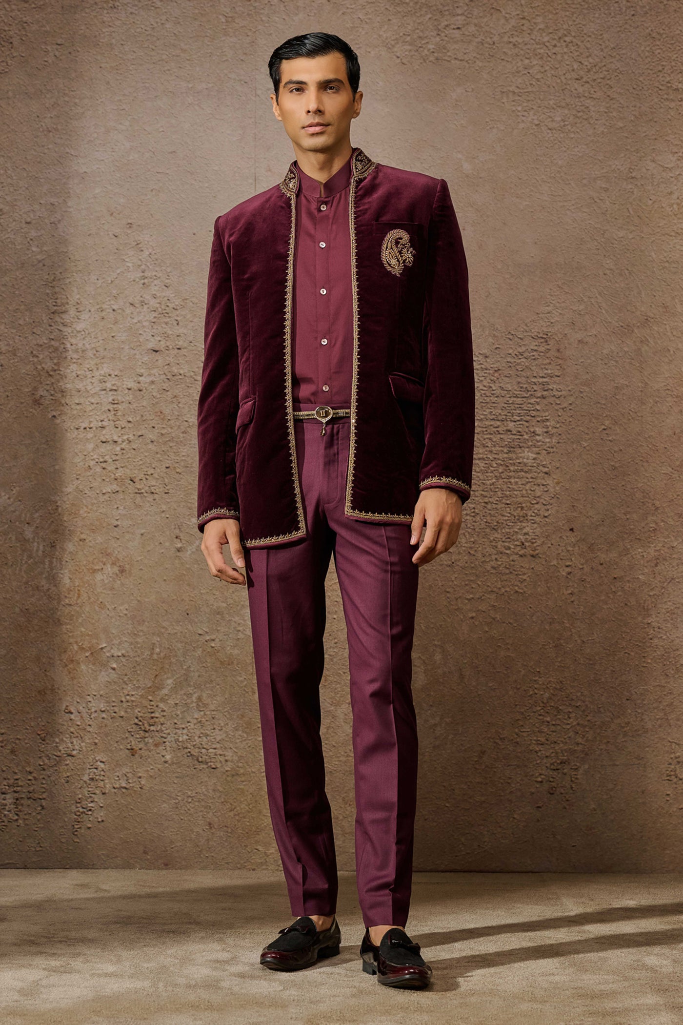 Tarun Tahiliani Menswear Wine Indowestern Bandgala Set indian designer wear online shopping melange singapore
