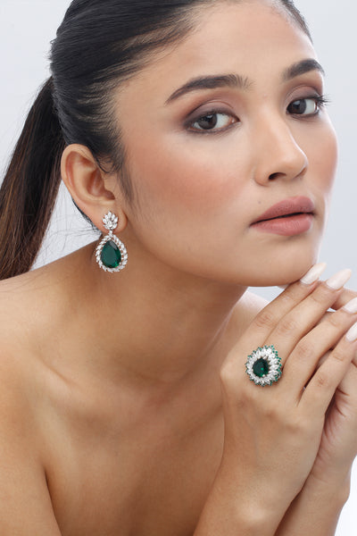 Tesoro Elegant Earrings Featuring Emerald Green indian designer wear online shopping melange singapore