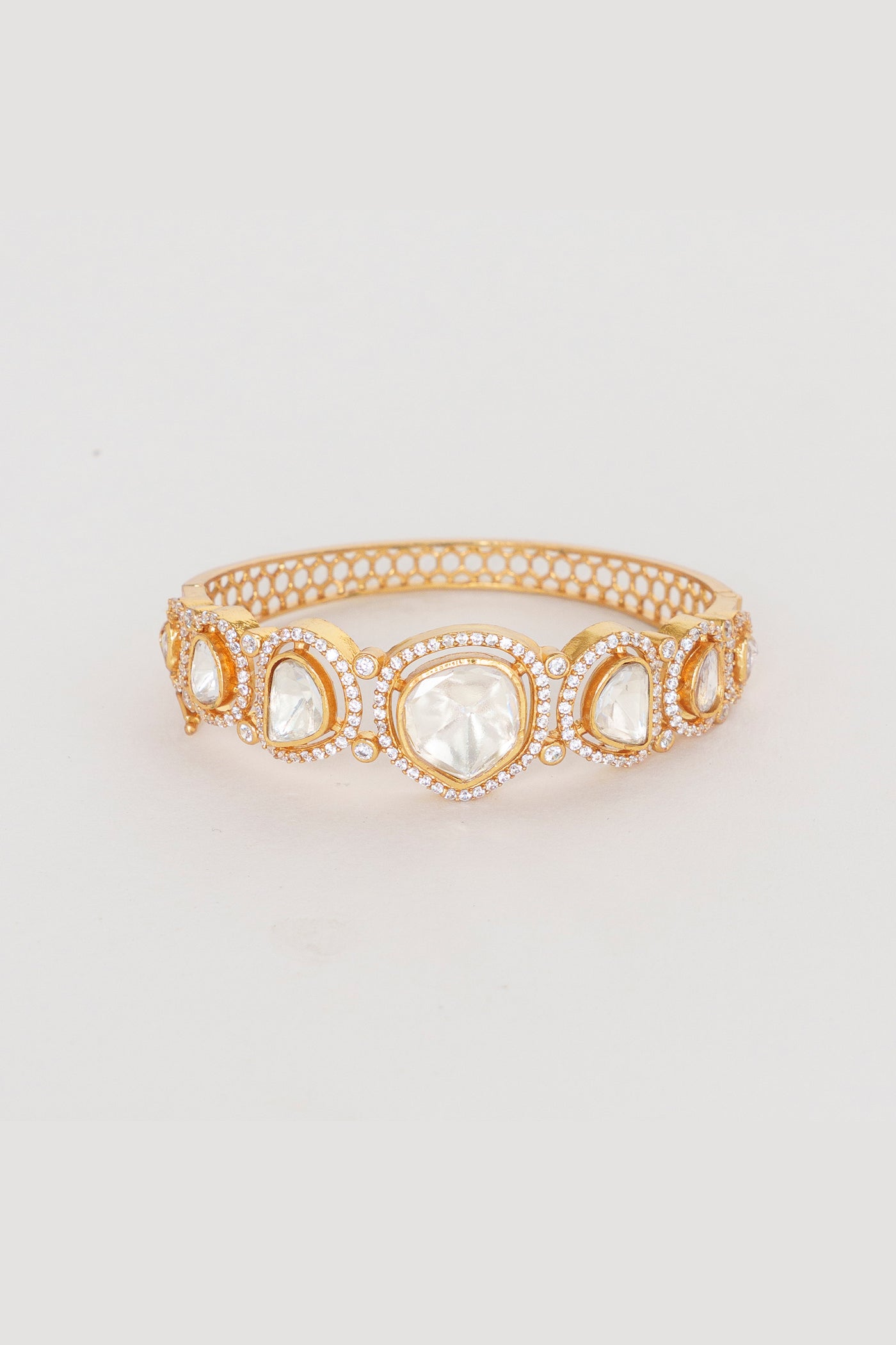 Zevar Gold Classy And Stylish Moissanite Bracelet indian designer wear online shopping melange singapore